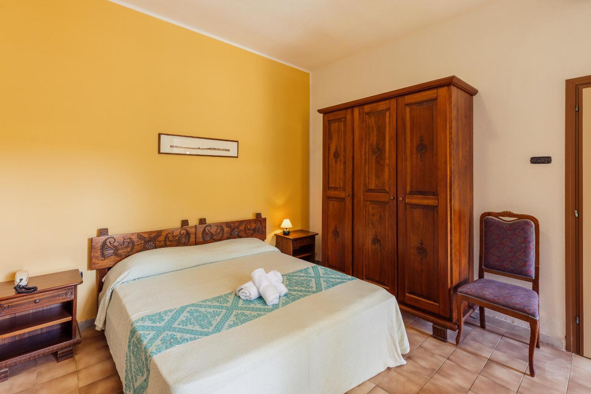 Malaspina Hotel & Resort Bosa Ngoại thất bức ảnh