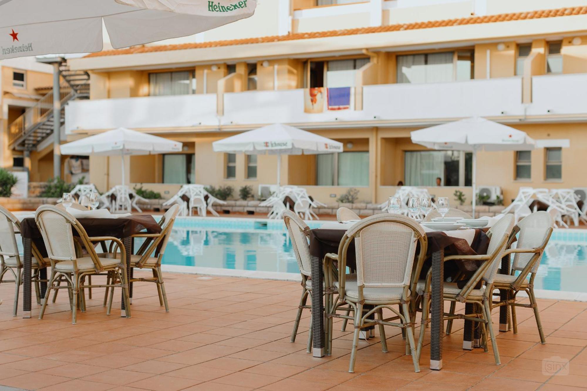 Malaspina Hotel & Resort Bosa Ngoại thất bức ảnh