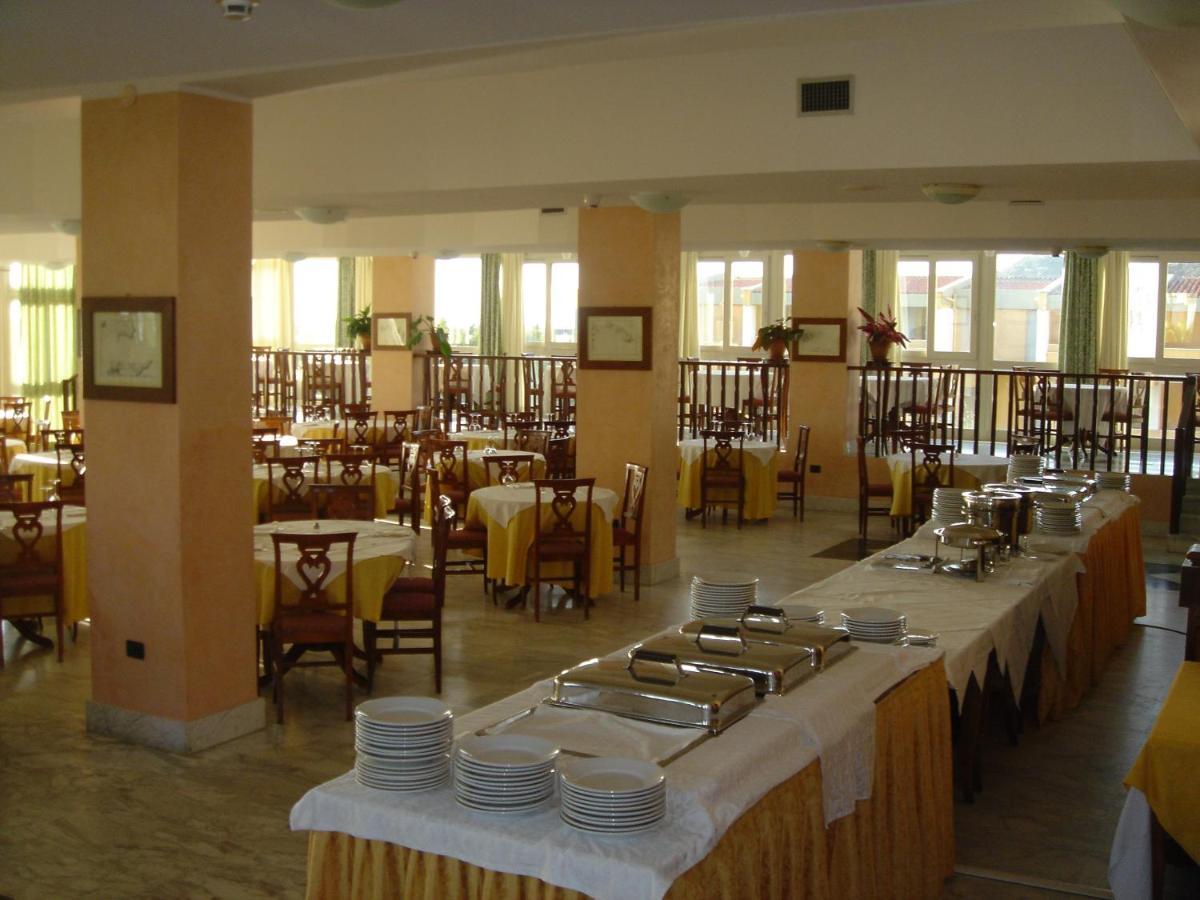 Malaspina Hotel & Resort Bosa Ngoại thất bức ảnh